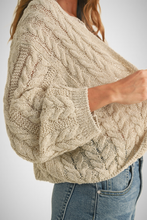 Charger l&#39;image dans la galerie, Light Weight Cable Knitted Cardigan (8258931753168)
