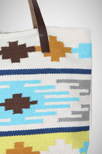 Charger l&#39;image dans la galerie, Large Aztec Motif Tote Bag (8261795676368)
