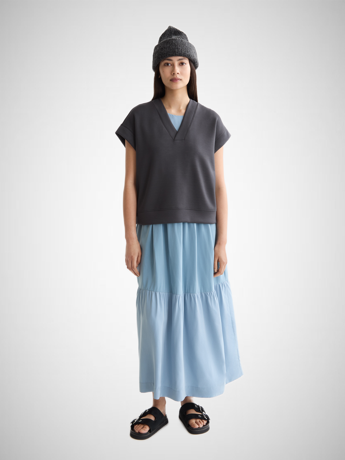 V-Neck Sleeveless Modal Sweatshirt (8297651601616)