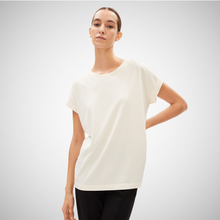 Load image into Gallery viewer, Indaara T-Shirt (7928629690576)
