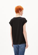 Load image into Gallery viewer, Jilaana T-Shirt (7928622514384)
