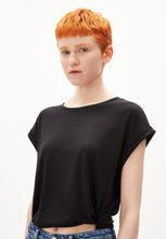 Load image into Gallery viewer, Jilaana T-Shirt (7928622514384)
