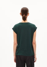 Load image into Gallery viewer, Jilaana T-Shirt (7928622514384)
