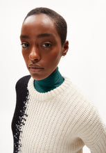 Load image into Gallery viewer, Miyaar Sweater (7958519087312)
