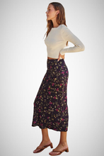 Load image into Gallery viewer, Satin Pull On Maxi Skirt (8160609665232)
