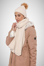 Load image into Gallery viewer, Staz Scarf (8163391733968)
