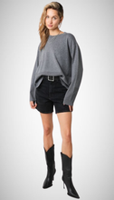 Charger l&#39;image dans la galerie, London Sweater (8160761610448)
