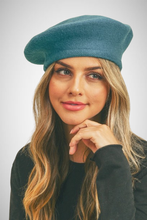 Load image into Gallery viewer, Beret (8163187065040)
