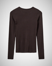 Load image into Gallery viewer, Essential Long Sleeve Striped T-Shirt (8163251519696)
