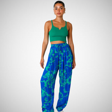 Load image into Gallery viewer, Raven Printed Pants (7915266146512)
