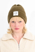 Charger l&#39;image dans la galerie, Ribbed Cuff Beanie (7963308458192)
