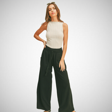 Load image into Gallery viewer, Smocked Wist Pants (7892516274384)
