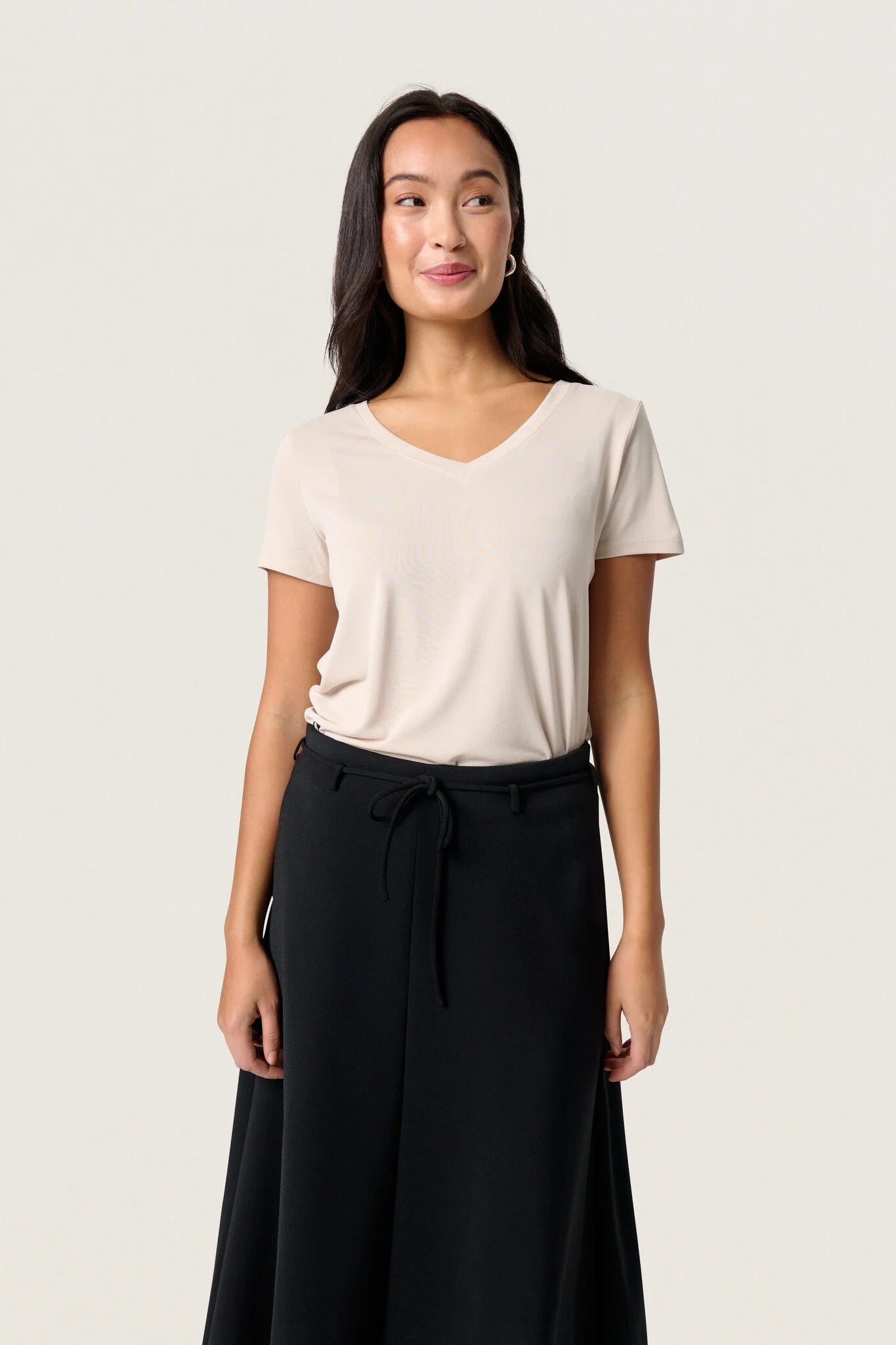 Columbine V-Neck Ss (8254984650960)