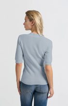 Charger l&#39;image dans la galerie, V-Neck Sweater (8250511491280)
