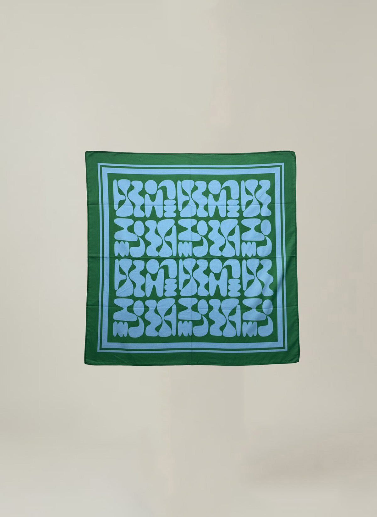 Foulard indispensable pour les vacances