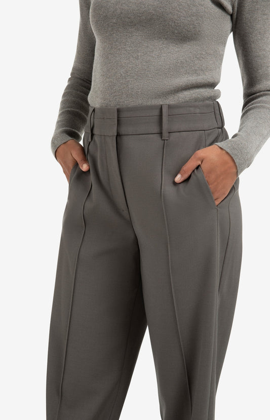 Wide leg trousers with decorative seams and slit