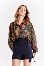 Load image into Gallery viewer, Molly Bracken - High Waist Shorts (7724199805136)
