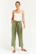 Charger l&#39;image dans la galerie, Velvet Heart - Amandine Olive Wide-leg Cropped Pant (7736932139216)

