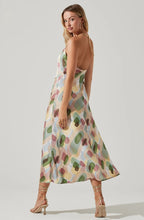 Load image into Gallery viewer, Kazia Dress (7889195172048)
