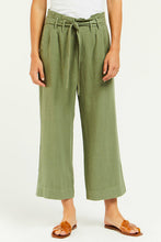 Charger l&#39;image dans la galerie, Velvet Heart - Amandine Olive Wide-leg Cropped Pant (7736932139216)
