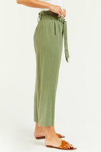 Charger l&#39;image dans la galerie, Velvet Heart - Amandine Olive Wide-leg Cropped Pant (7736932139216)
