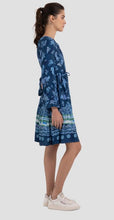 Load image into Gallery viewer, Dress With Floral Print (7876928995536)
