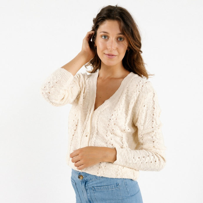Model wearing cream FLORE Cardigan from Artlove with denim (7341054525648)