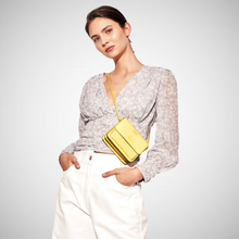 Load image into Gallery viewer, Cressida Print Blouse (7877887394000)
