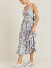 Load image into Gallery viewer, Lush - Floral Print Tie Back Tiered Midi Dress (7721794961616)
