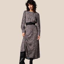 Load image into Gallery viewer, Grace &amp; Mla - Helga Dress (7821438845136)
