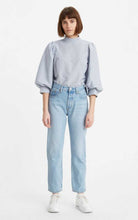 Load image into Gallery viewer, Levi&#39;s - 501® Cropped High Rise Jeans | RA Lightwash (7337587605712)
