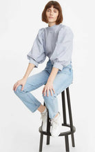 Load image into Gallery viewer, Levi&#39;s - 501® Cropped High Rise Jeans | RA Lightwash (7337587605712)
