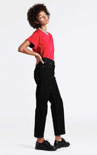 Load image into Gallery viewer, Levi&#39;s - Ribcage Straight Ankle Women&#39;s Jeans | Black Sprout (7337600352464)
