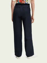 Load image into Gallery viewer, Scotch+Soda+Edie+Tailored+Wide-Leg+Linen-Blend+Trousers (7336975794384)
