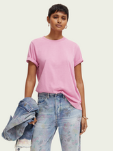 Load image into Gallery viewer, Regular fit T-shirt (7884625969360)
