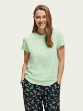 Load image into Gallery viewer, Regular fit T-shirt (7884625969360)
